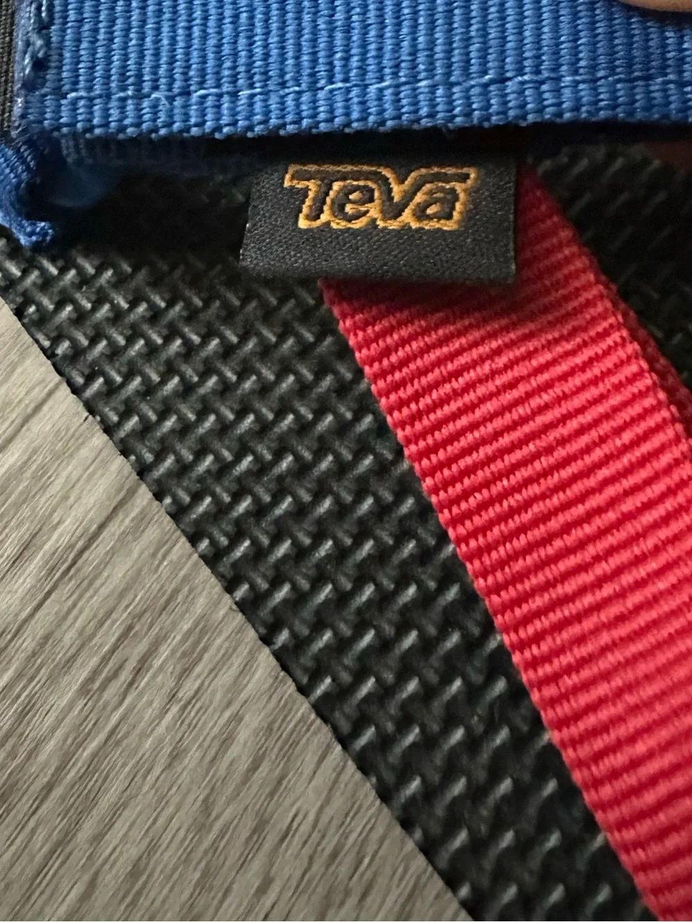 NWT Teva Kids' Original Universal Sandal size 1